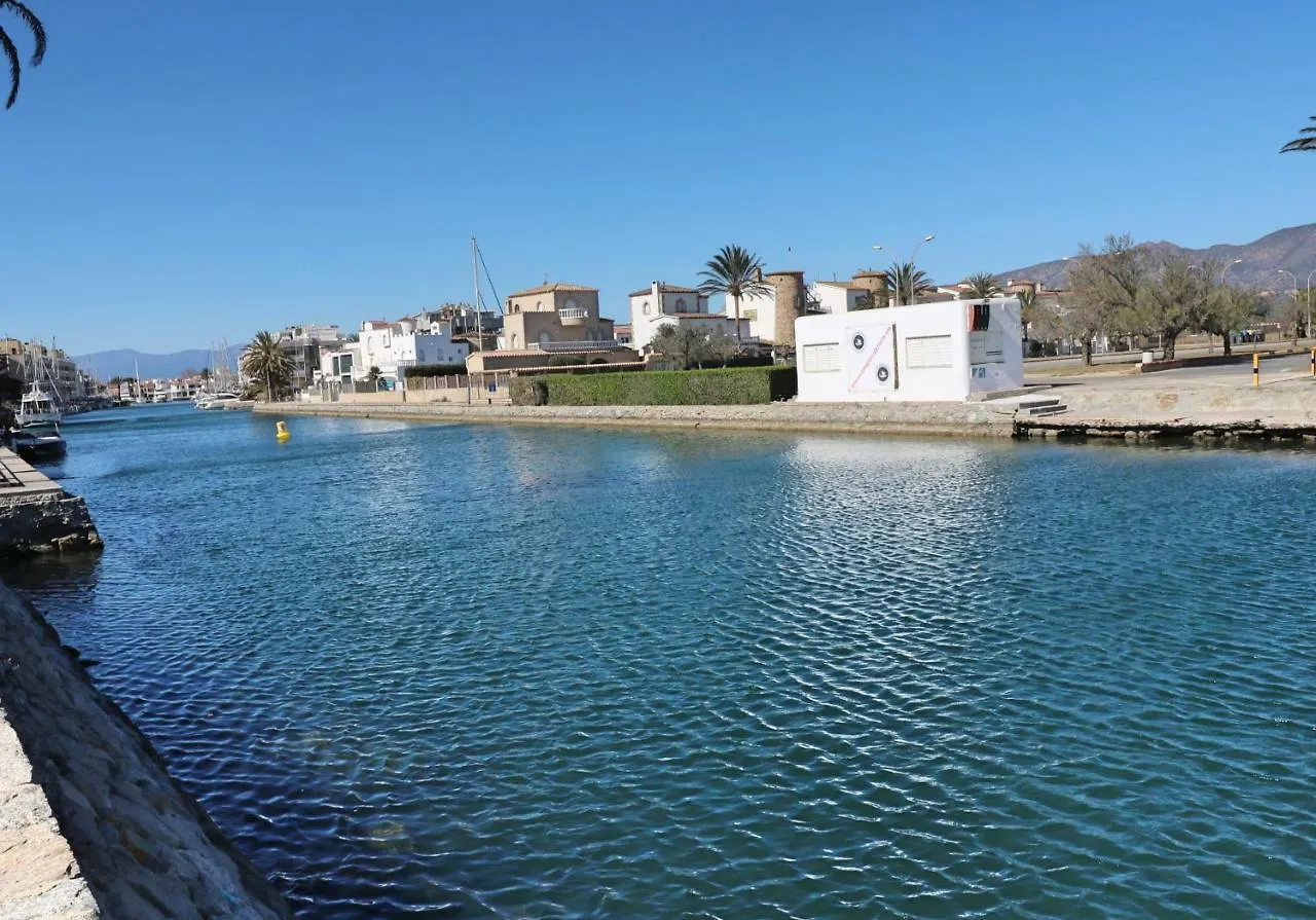 Villa Requesens Empuriabrava
